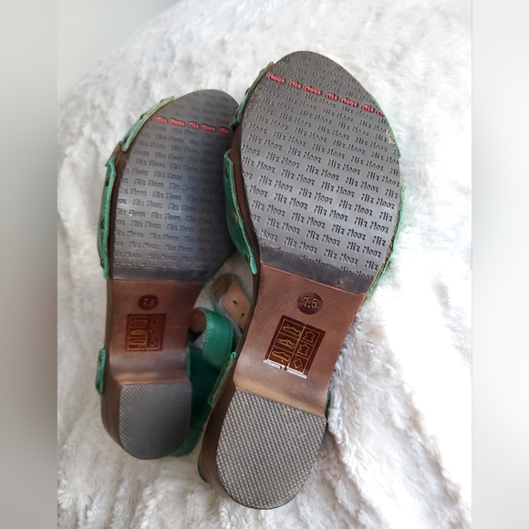 Mizz Mooz All Leather platform heel green Leather sandal size 7.5 - Picture 5 of 5